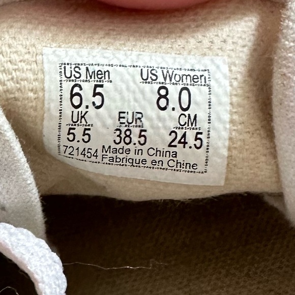 Vans Red & White Checkered Sneakers 8 - Picture 9 of 9